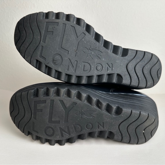 Fly London Metallic Gunmetal Gray Wedge Boots EU 38 - Picture 7 of 10